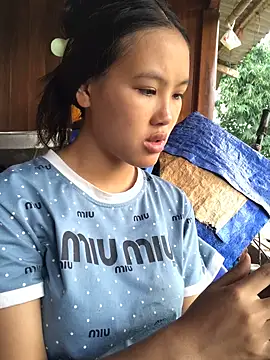 Mai lovely online show from 10.12.25