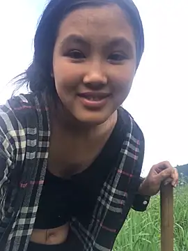 Mai lovely online show from 10.16.25