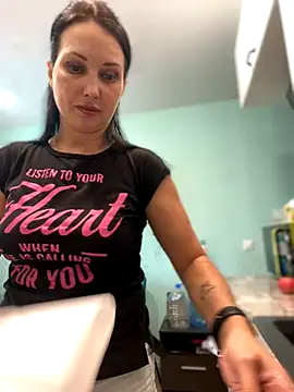 mood berry online show from 09.25.25