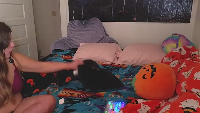 xofrankiefinexo online show from 10.25.25