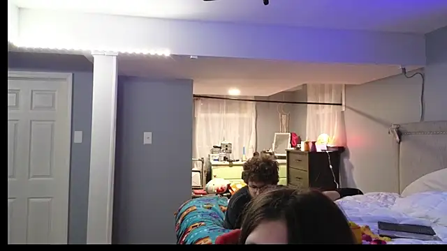 xofrankiefinexo online show from 02.15.26