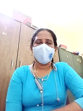 Snapshot of tamil_Boomika chatting on 02.08.26 tamil Boomika online show from 02.08.26