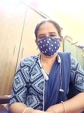 Snapshot of tamil_Boomika chatting on 02.10.26 tamil Boomika online show from 02.10.26