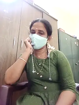 Snapshot of tamil_Boomika chatting on 03.01.26 tamil Boomika online show from 03.01.26