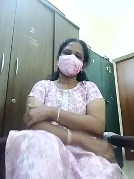 Snapshot of tamil_Boomika chatting on 03.12.26 tamil Boomika online show from 03.12.26