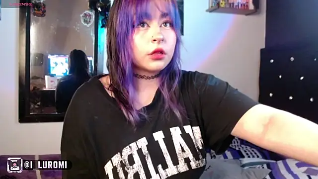 Iluromi online show from 04.14.26