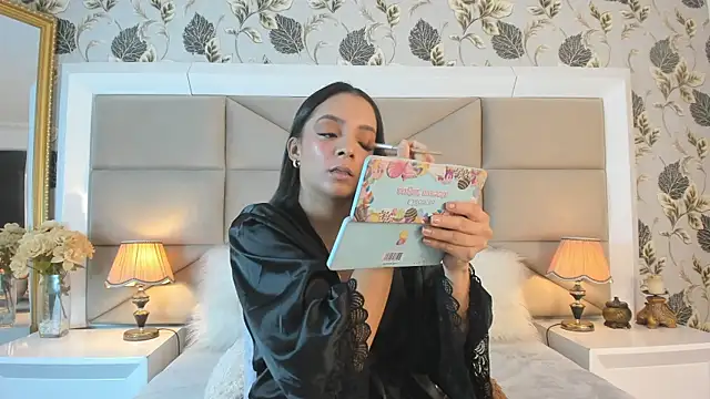 MayaDeLuca online show from 01.13.26