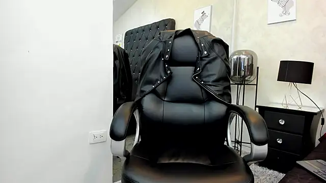 alana johnson 0 online show from 05.21.26