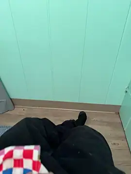 Snapshot of juanjR11 chatting on 09.23.25 juanjR11 online show from 09.23.25