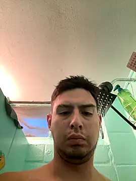 Snapshot of juanjR11 chatting on 10.09.25 juanjR11 online show from 10.09.25