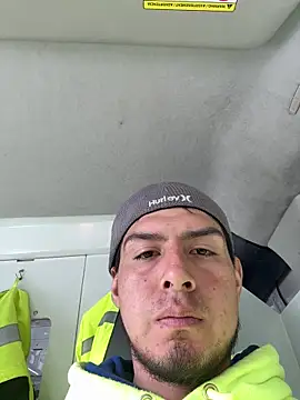 Snapshot of juanjR11 chatting on 03.30.26 juanjR11 online show from 03.30.26