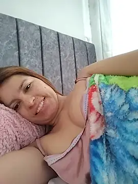 Snapshot of naty_hot4uu chatting on 07.19.26 naty hot4uu online show from 07.19.26