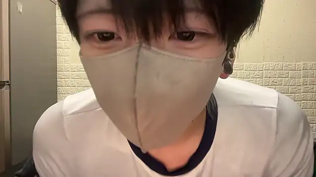 Snapshot of tora3220 chatting on 11.30.25 tora3220 online show from 11.30.25