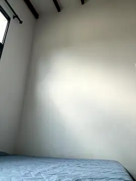 Snapshot of ISABELFORYOU1 chatting on 12.15.25 ISABELFORYOU1 online show from 12.15.25