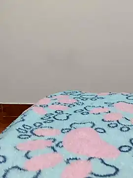 NileveSantanna online show from 11.10.25