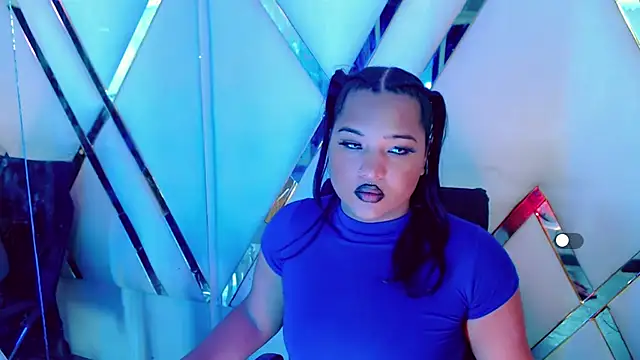 AuroraRoss online show from 10.24.25