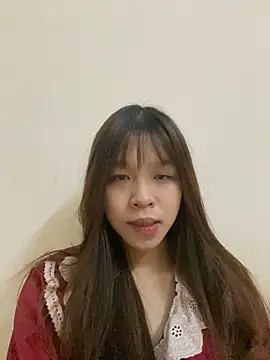 Snapshot of Hanaa07_ chatting on 10.02.25 Hanaa07 online show from 10.02.25