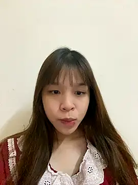 Snapshot of Hanaa07_ chatting on 10.04.25 Hanaa07 online show from 10.04.25