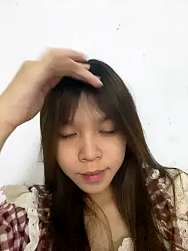 Snapshot of Hanaa07_ chatting on 10.12.25 Hanaa07 online show from 10.12.25