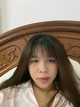 Snapshot of Hanaa07_ chatting on 11.24.25 Hanaa07 online show from 11.24.25