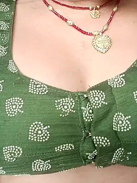 Snapshot of Hot_rieal6 chatting on 02.20.26 Hot rieal6 online show from 02.20.26