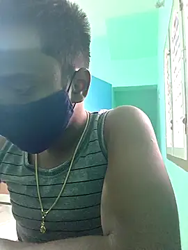 Snapshot of handsome_blg_tam chatting on 11.26.25 handsome blg tam online show from 11.26.25