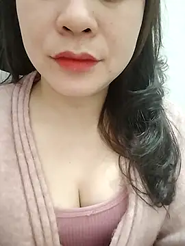 Girl Shy2000 online show from 01.17.26