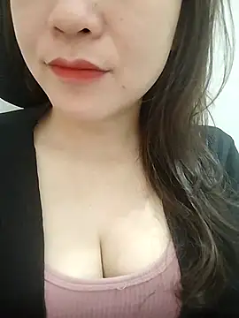 Girl Shy2000 online show from 02.26.26