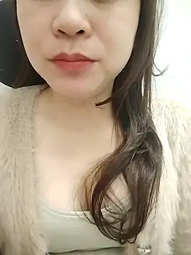 Snapshot of Girl_Shy2000 chatting on 03.11.26 Girl Shy2000 online show from 03.11.26