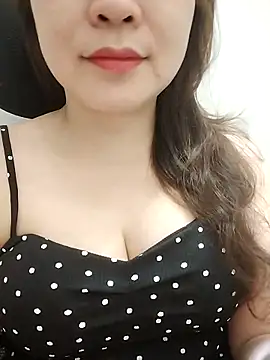 Snapshot of Girl_Shy2000 chatting on 04.08.26 Girl Shy2000 online show from 04.08.26