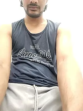 Snapshot of Ilhaamgrey chatting on 01.17.26 Ilhaamgrey online show from 01.17.26