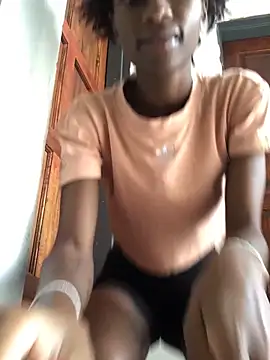 Caramel102004 online show from 04.09.26