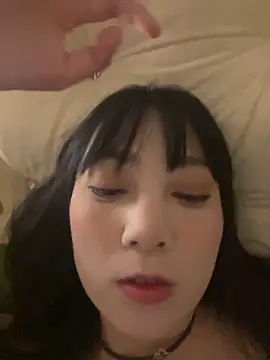 Snapshot of Xdouyaa chatting on 10.25.25 Xdouyaa online show from 10.25.25