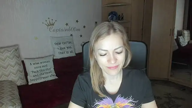 Tiffany Bates online show from 10.22.25