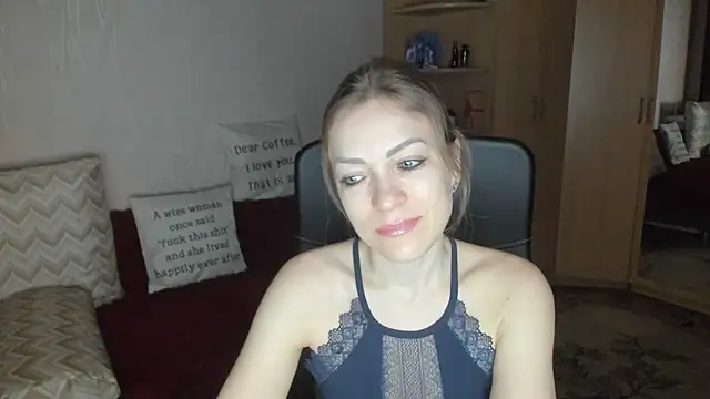 Tiffany Bates online show from 01.11.26