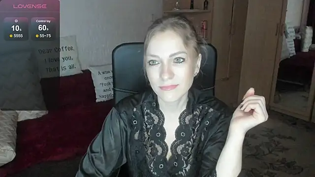 Snapshot of Tiffany_Bates chatting on 06.20.26 Tiffany Bates online show from 06.20.26
