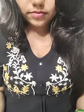 Snapshot of Miss_Rose__ chatting on 10.03.25 Miss Rose online show from 10.03.25