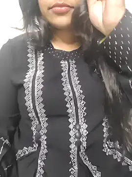 Snapshot of Miss_Rose__ chatting on 10.06.25 Miss Rose online show from 10.06.25