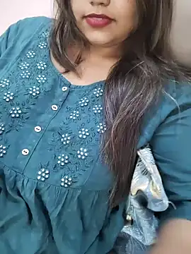 Snapshot of Miss_Rose__ chatting on 11.07.25 Miss Rose online show from 11.07.25