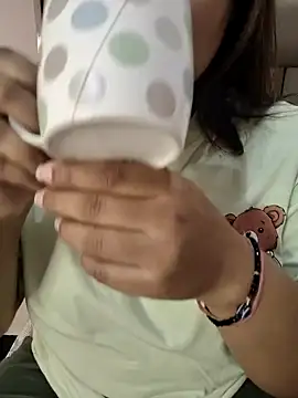 Miss Rose   online show from 03.28.26