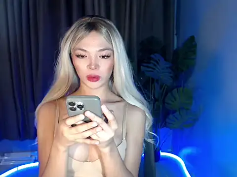 Asian briee143xx online show from 04.16.26