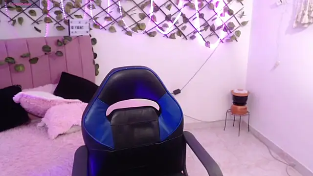 isa bunny18 online show from 11.12.25