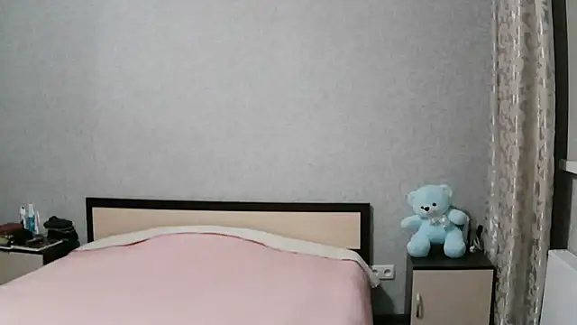 Olyverin online show from 12.22.25