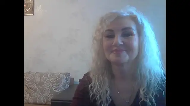 Snapshot of LadySexyBlond chatting on 06.04.26 LadySexyBlond online show from 06.04.26