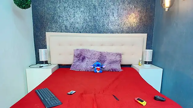 Snapshot of Lovers_21 chatting on 10.09.25 Lovers 21 online show from 10.09.25