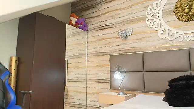 Lovers 21 online show from 03.17.26