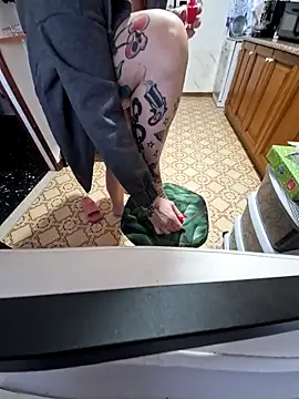 Snapshot of candymaxxx chatting on 02.05.26 candymaxxx online show from 02.05.26