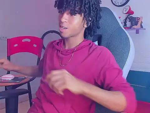 Snapshot of xion_ez chatting on 10.08.25 xion ez online show from 10.08.25