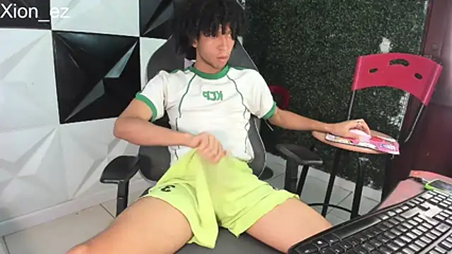 Snapshot of xion_ez chatting on 07.10.26 xion ez online show from 07.10.26