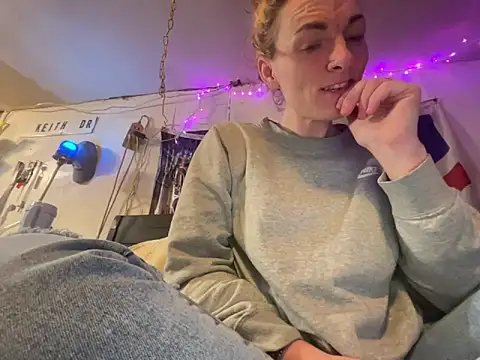 arianna1993 online show from 02.06.26